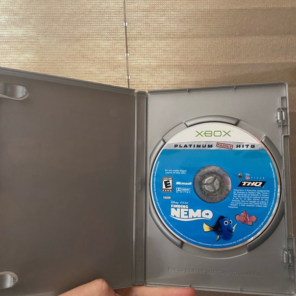 xbox disney pixar finding nemo game platinum family hits video game - Picture 3 of 3